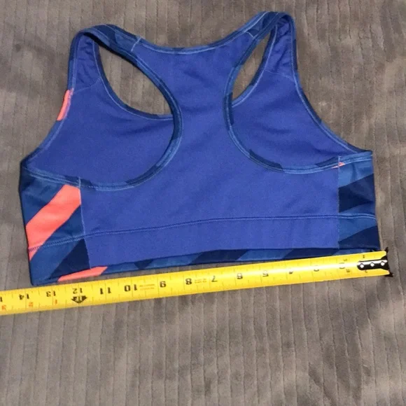 Nike Dri-Fit Sports Bra or Running top - Picture 5 of 5